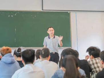 恭喜我院刘知沅、陈万其同学获全国数学建模一等奖