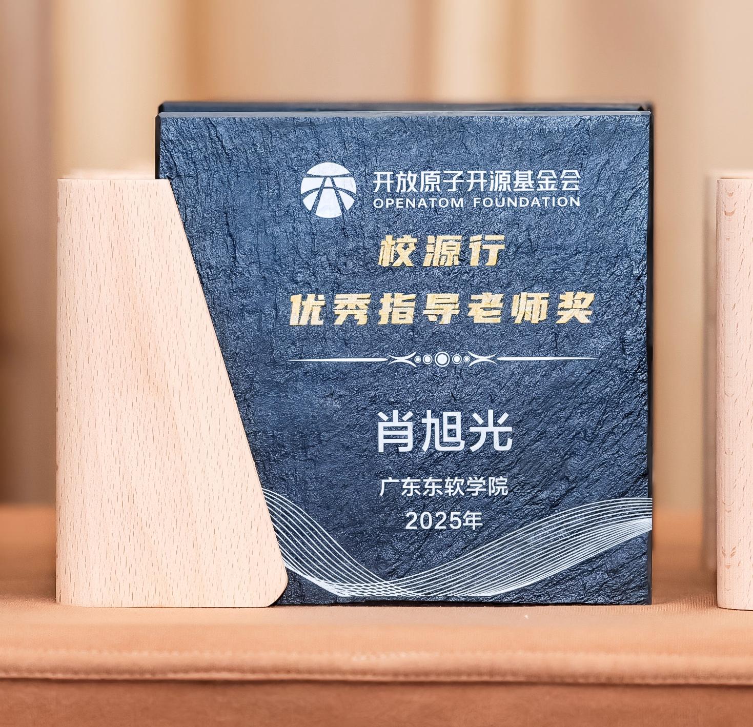 4ea2e7f794af4320be9dce34c5cf2df1.jpg 4ea2e7f794af4320be9dce34c5cf2df1.jpg