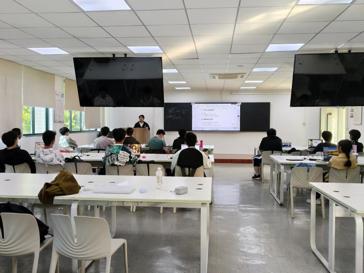 网络工程系开展第三次程序设计类竞赛专题培训