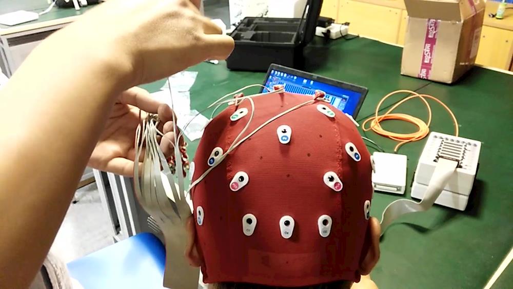 多传感器信号处理与脑机接口实验室
