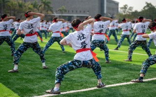 【原声现场】广东东软学院2022级学生军训——壮拳表演