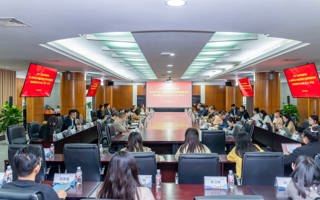我校党委举办深入贯彻中央八项规定精神学习教育读书班