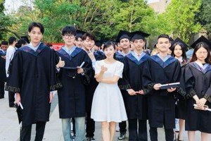 教育星河的“点灯人”——走近2024师德标兵