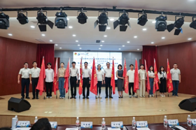 【新浪新闻】佛山青年大学生“百千万工程”突击队出征仪式在广东东软学院举行