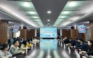  我校举办素质教师素质能力大赛专题培训