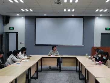 图书馆召开2024-2025学年第二学期任务布置会