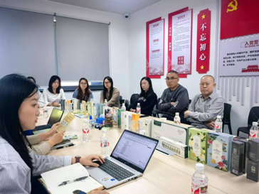广州菲尔思化妆品公司到我院洽谈校企合作