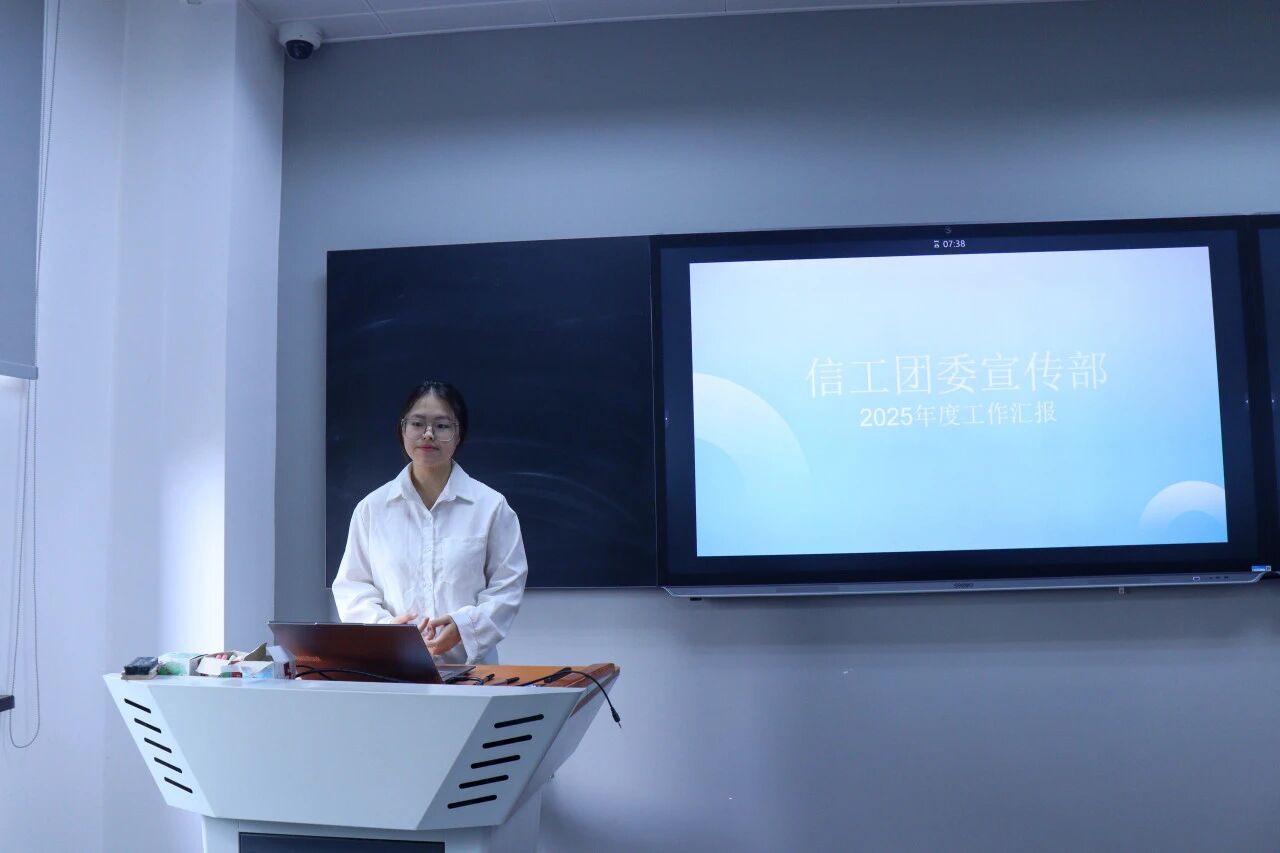 8eb1c3d57d1c4890bc626614190651b4.jpg 8eb1c3d57d1c4890bc626614190651b4.jpg